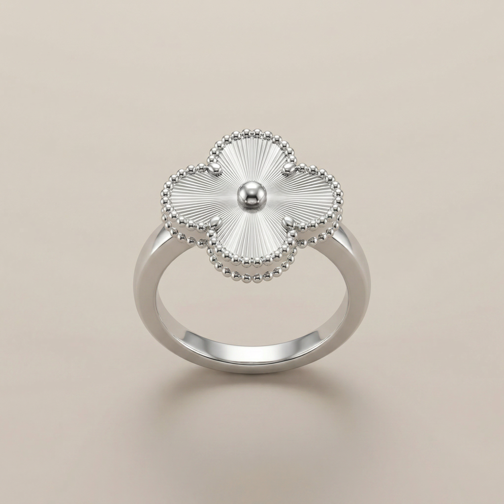 Vintage White Gold Alhambra Ring