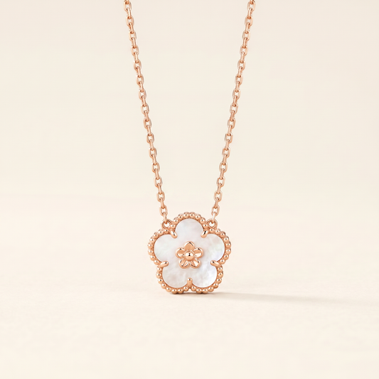 Lucky Flower Motif Necklace