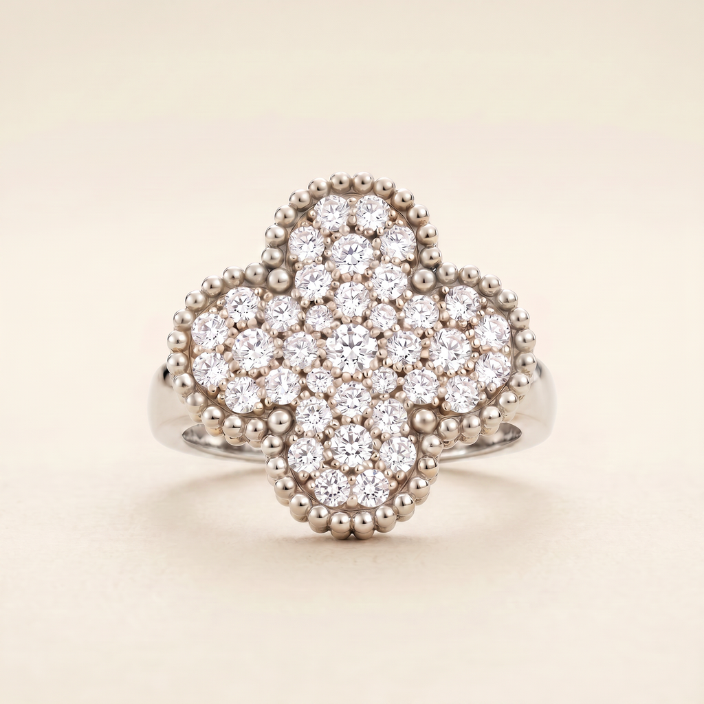 Magic Alhambra Pavé Diamonds Clover Ring