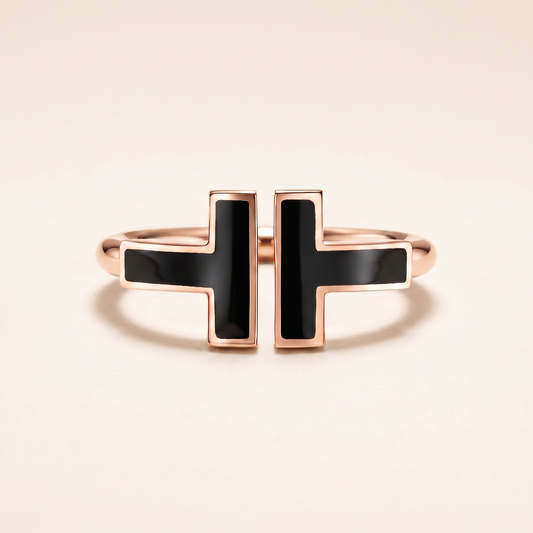 T Black Onyx Wire Ring